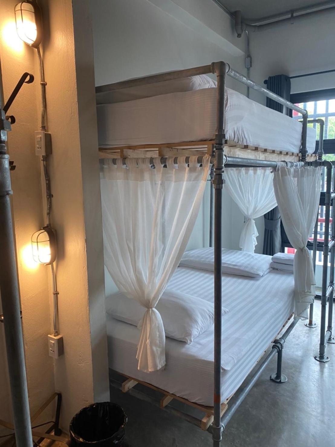Bloo Hostel Phuket Exterior photo